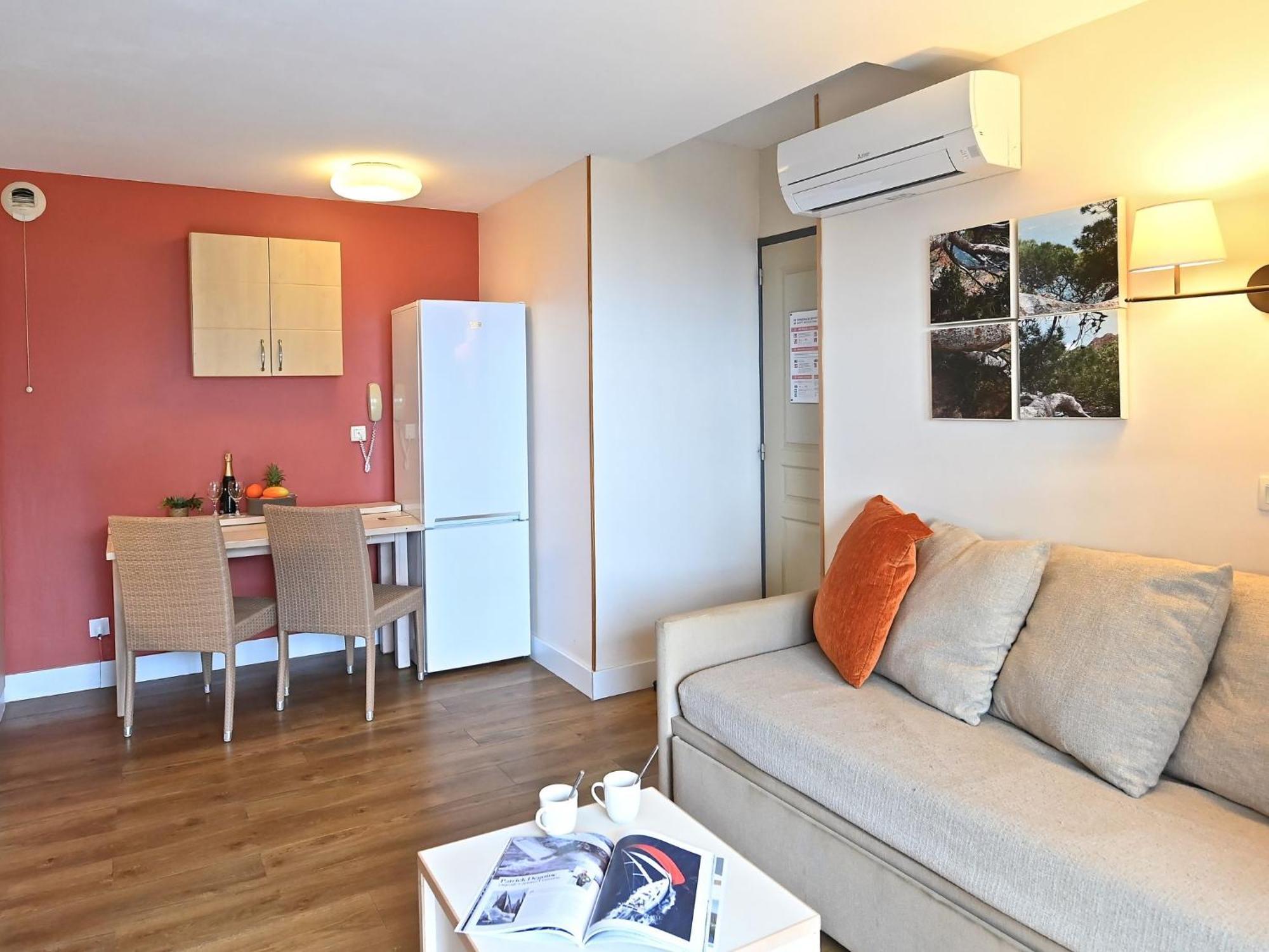 Apartment Village Cap Esterel - Le Village-81 By Interhome Сен-Рафаель Екстер'єр фото