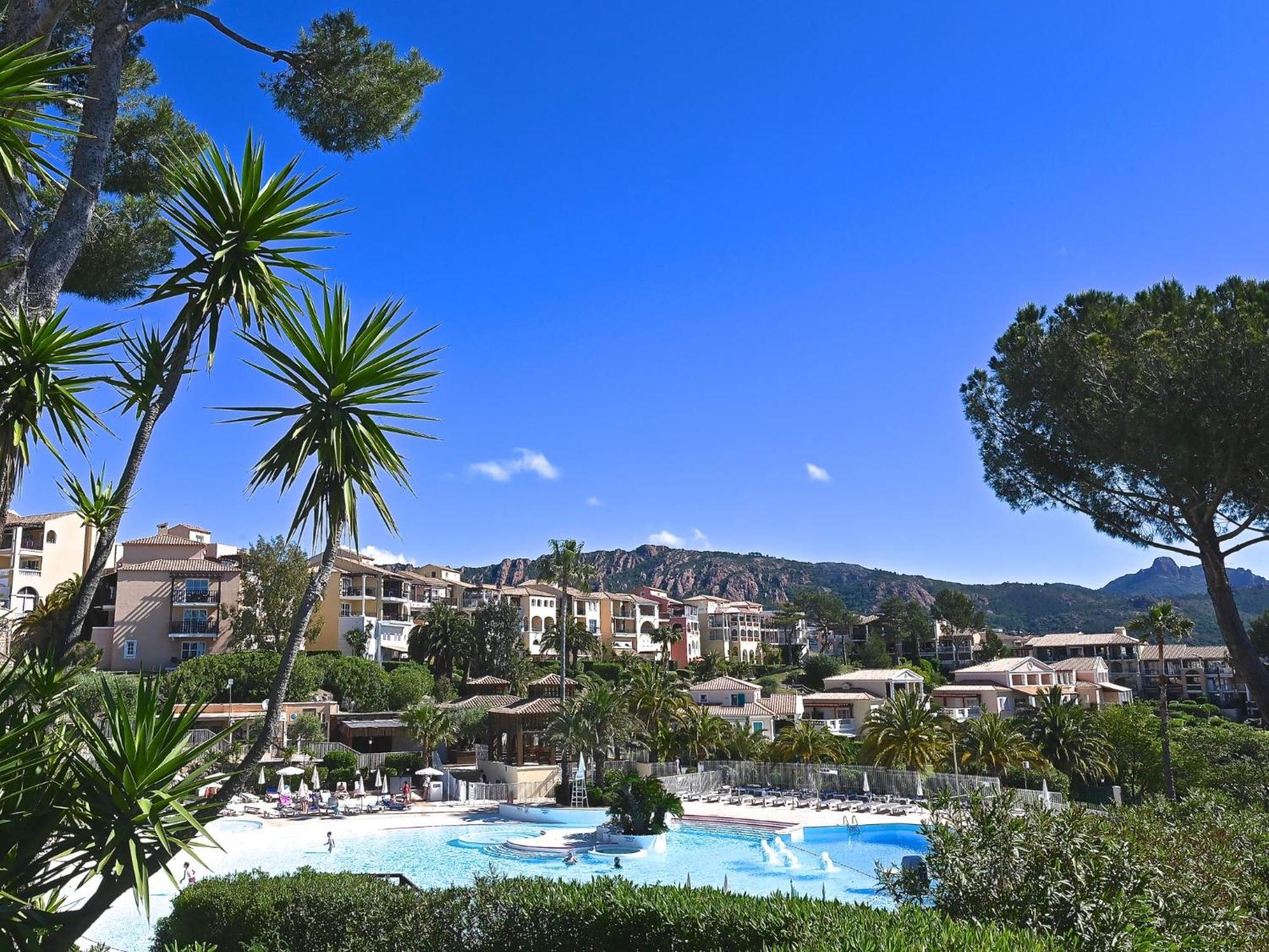 Apartment Village Cap Esterel - Le Village-81 By Interhome Сен-Рафаель Екстер'єр фото