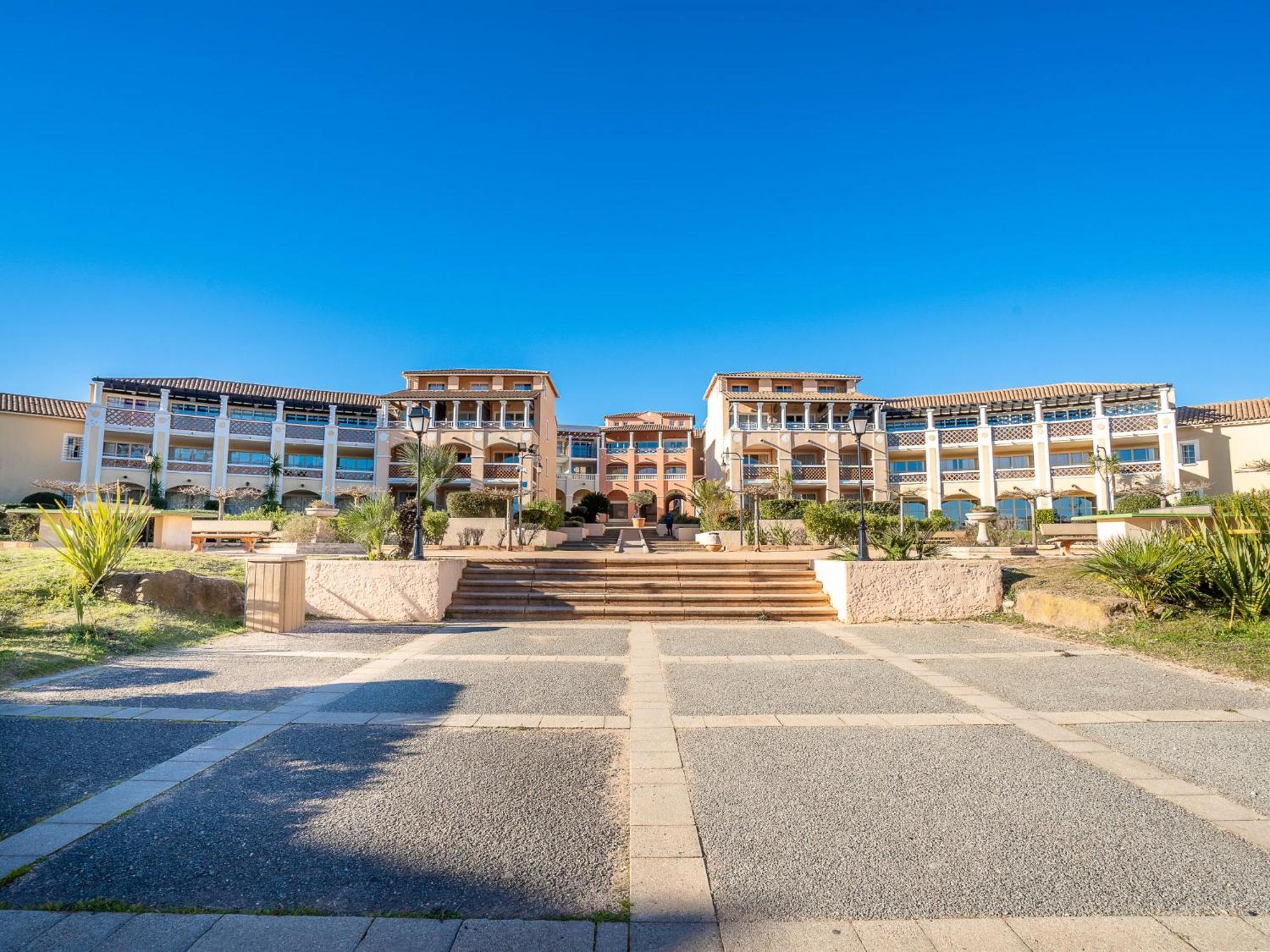 Apartment Village Cap Esterel - Le Village-81 By Interhome Сен-Рафаель Екстер'єр фото