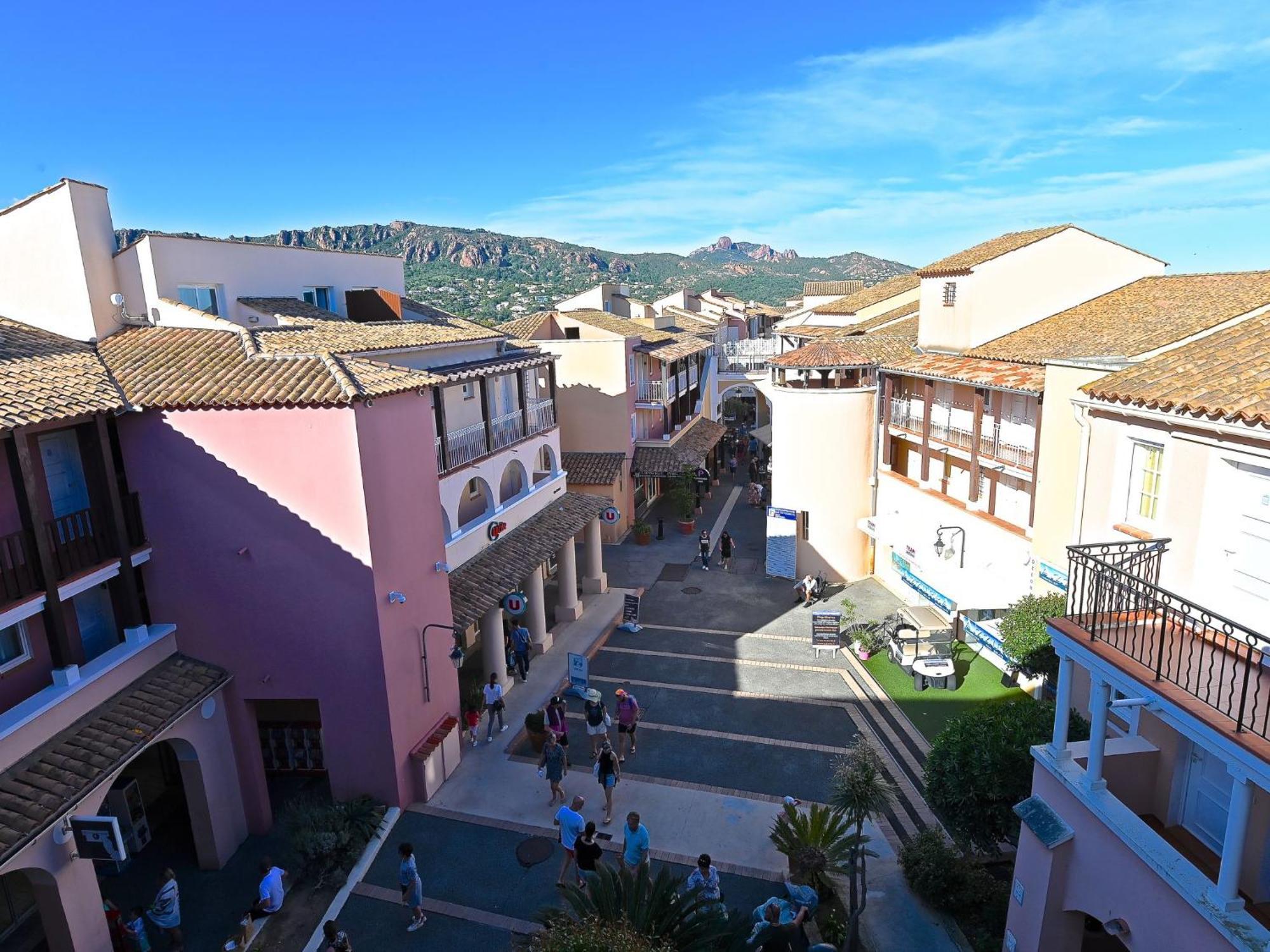 Apartment Village Cap Esterel - Le Village-81 By Interhome Сен-Рафаель Екстер'єр фото