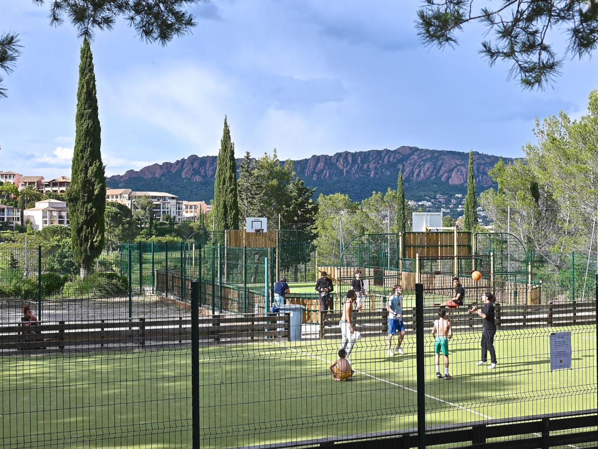 Apartment Village Cap Esterel - Le Village-81 By Interhome Сен-Рафаель Екстер'єр фото
