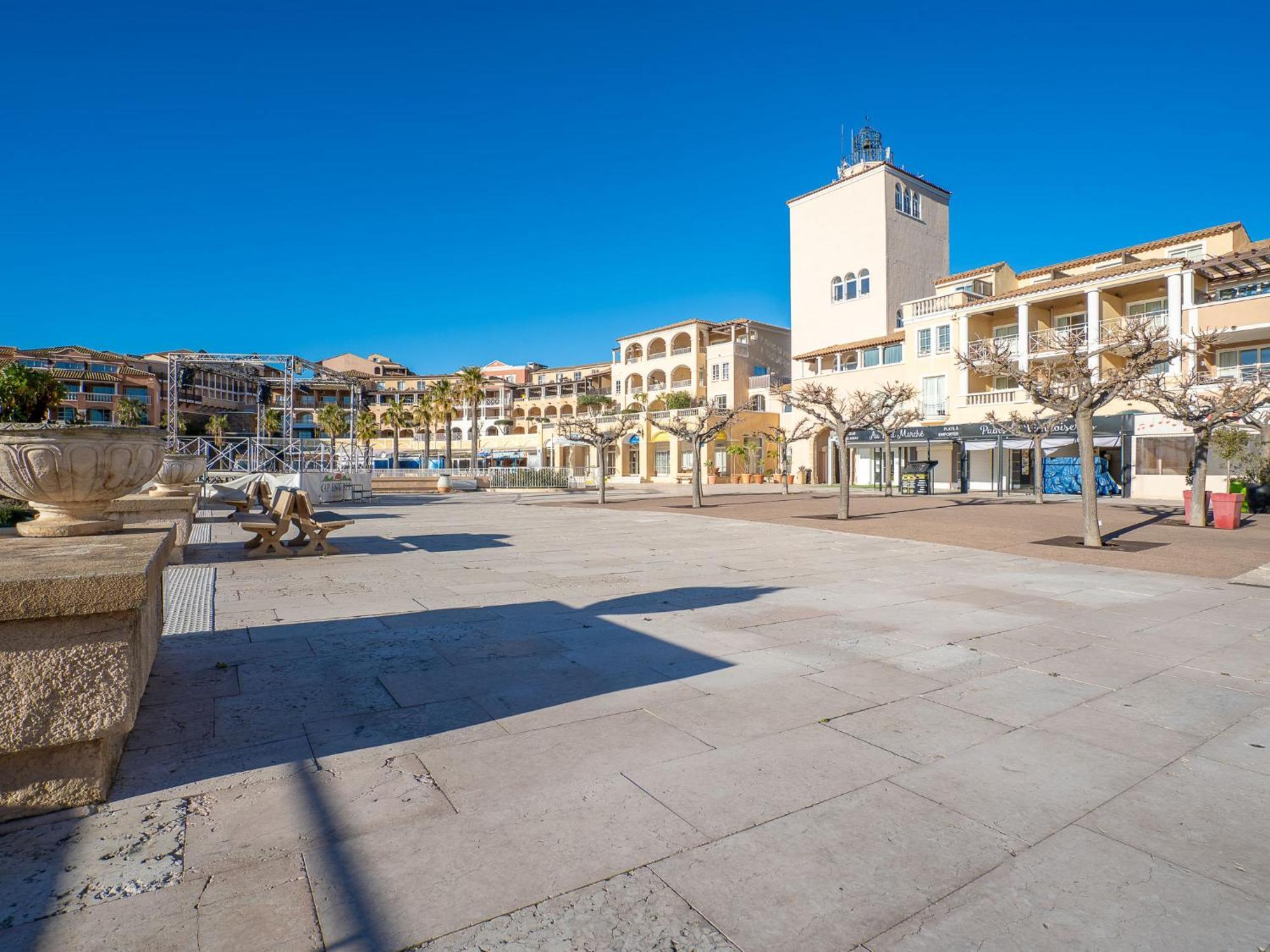 Apartment Village Cap Esterel - Le Village-81 By Interhome Сен-Рафаель Екстер'єр фото