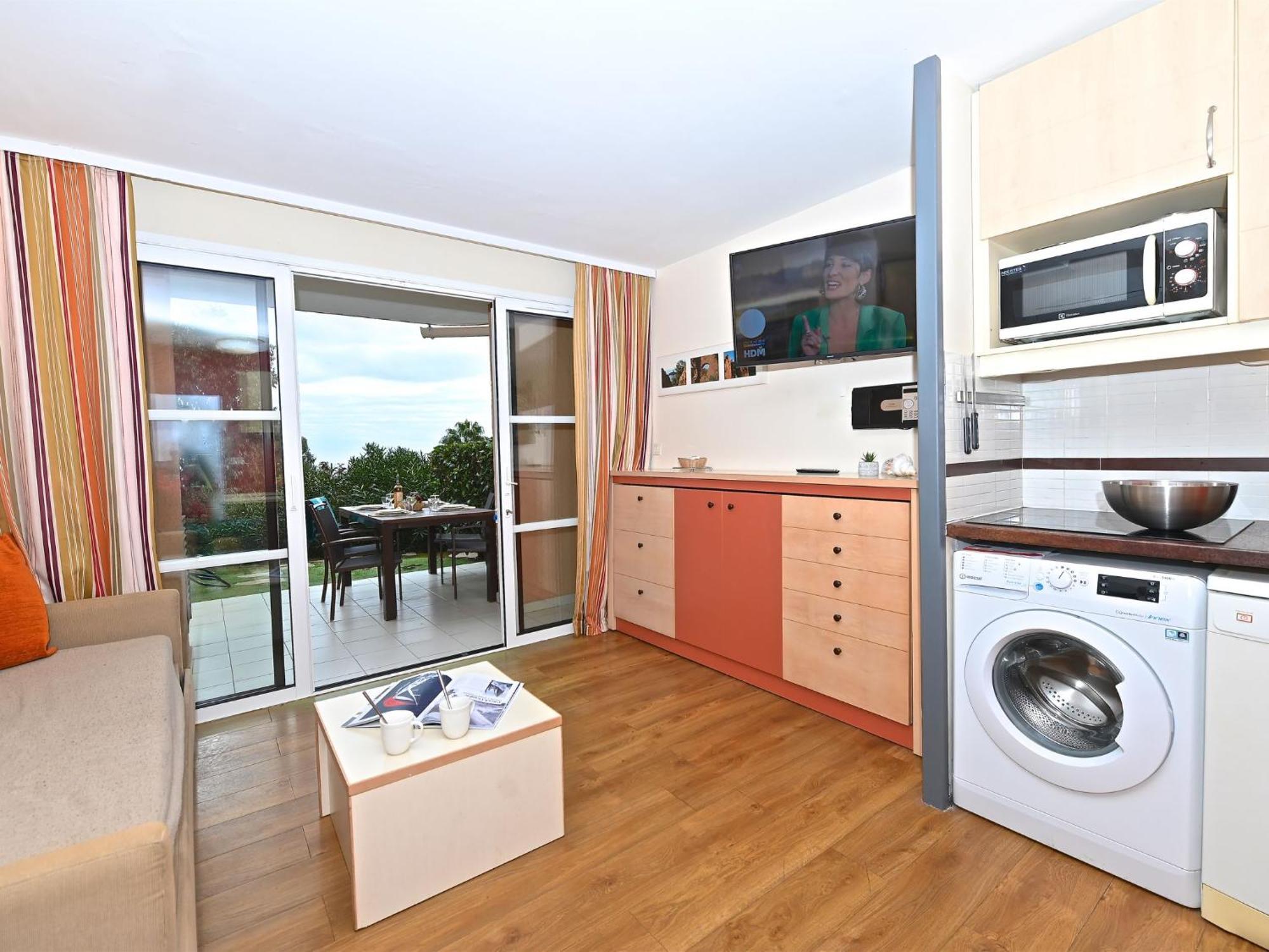 Apartment Village Cap Esterel - Le Village-81 By Interhome Сен-Рафаель Екстер'єр фото
